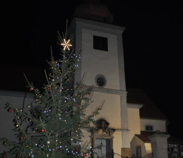 Rozsvěcení vánočního stromu 30.11.2014